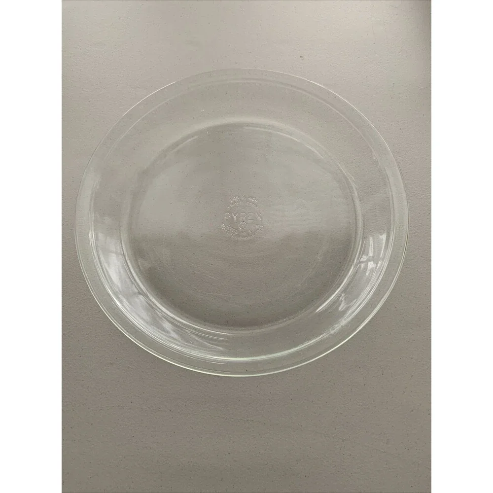 Vintage Pyrex 9 inch Pie Plate 209 *RARE*